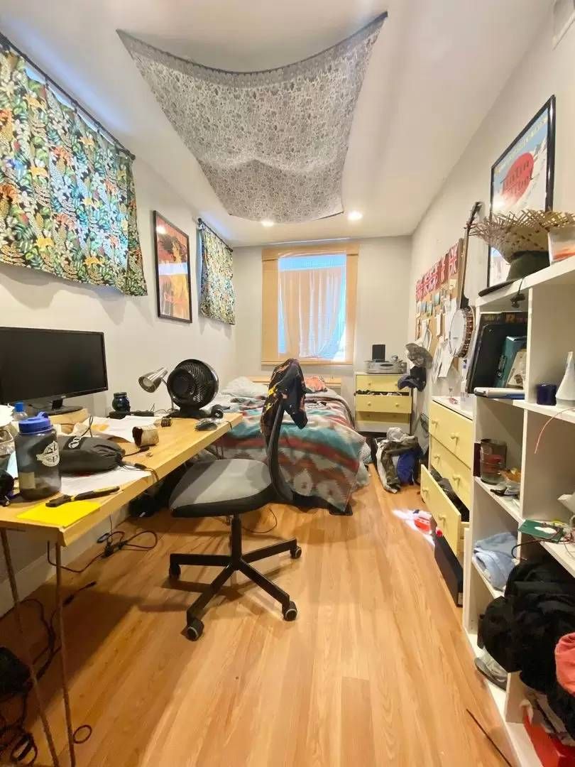 Boston Condo: 725 Parker St.,