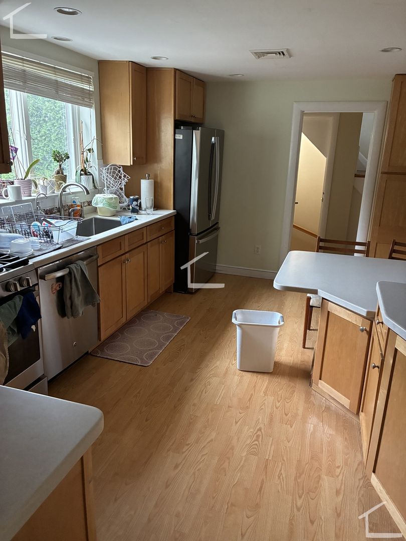 Boston Condo: 71 Fessenden St.