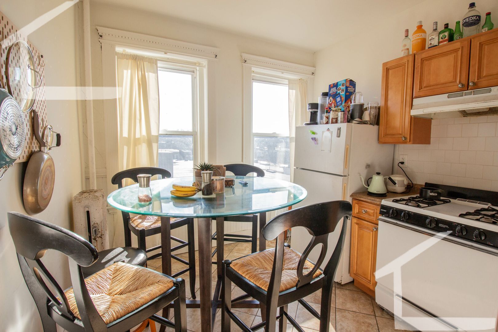 Allston Apartment: 48 Brighton Avenue - Unit #26