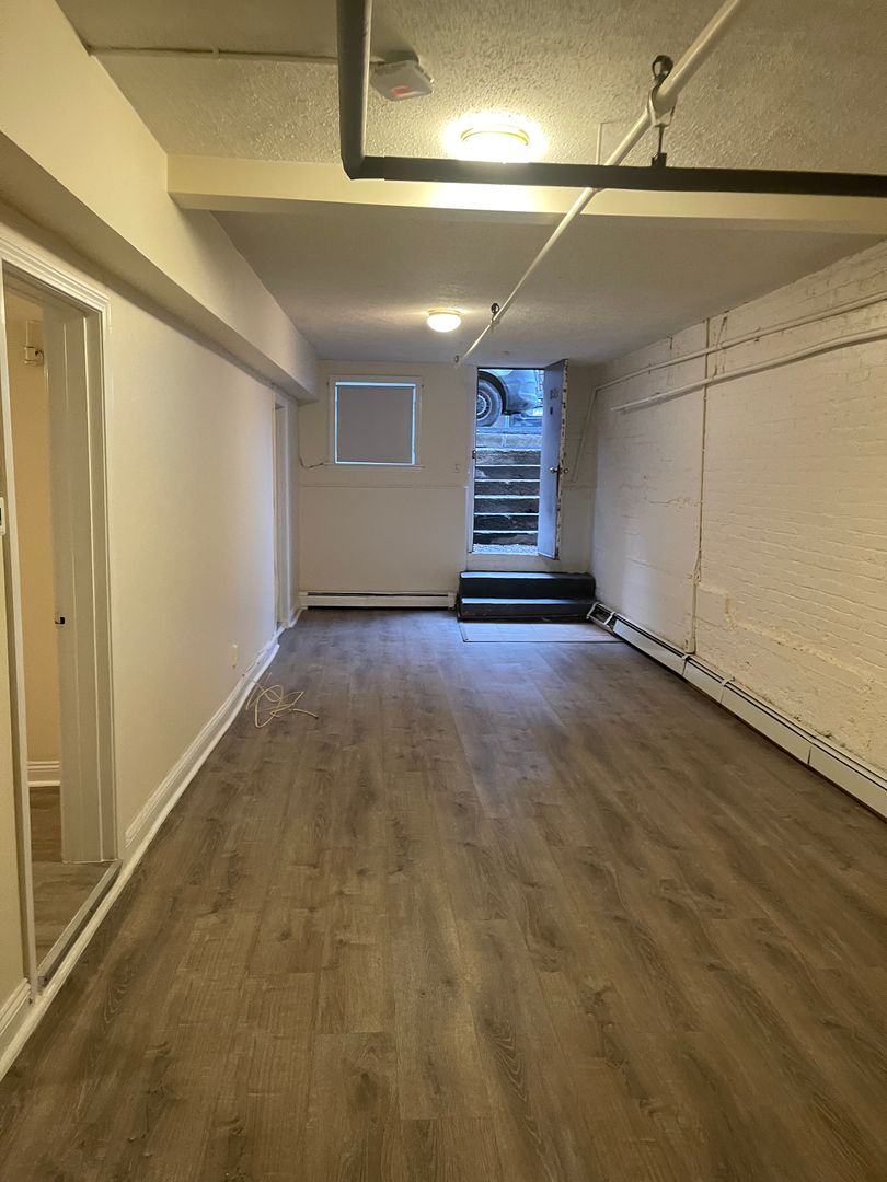 Boston House: 1131 Commonwealth Ave