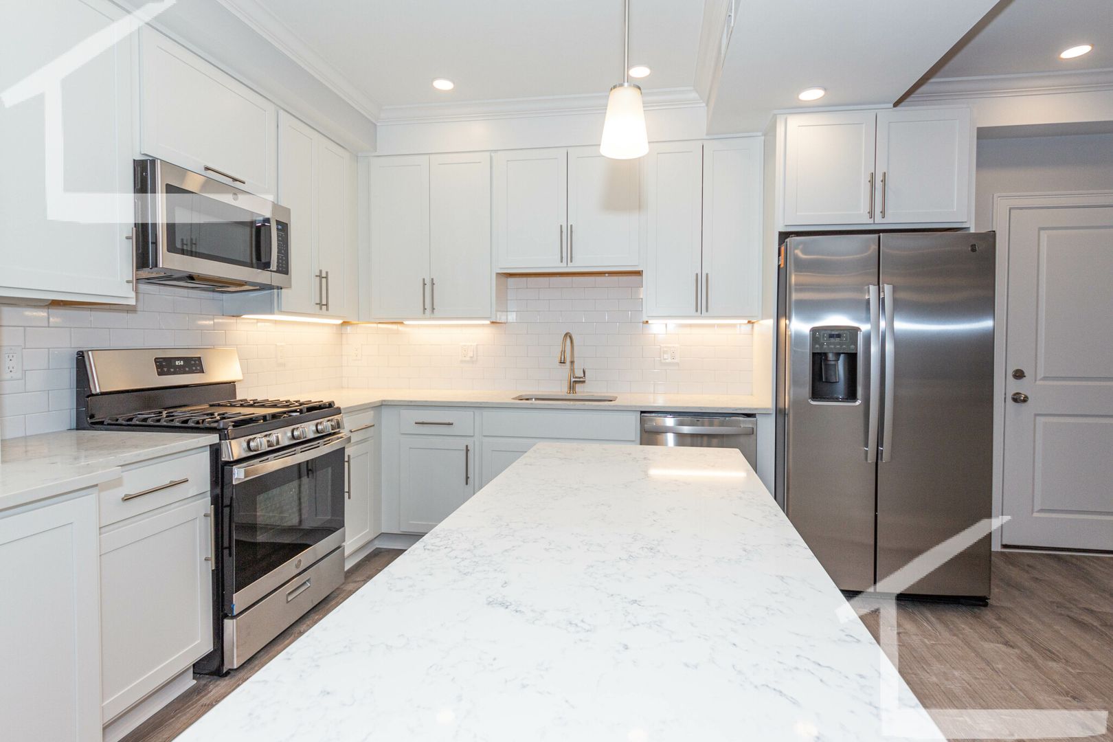 Boston House: 120 Kenrick St