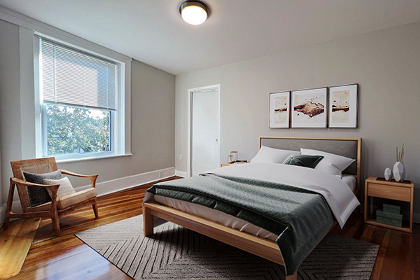 9/1 Renovated 3BR in downtown Beverly w/AC, laundry!