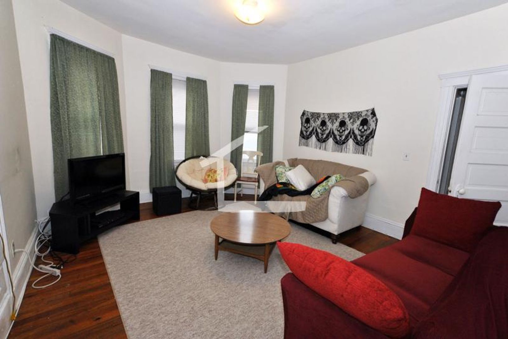 Boston Condo: 353 Faneuil St