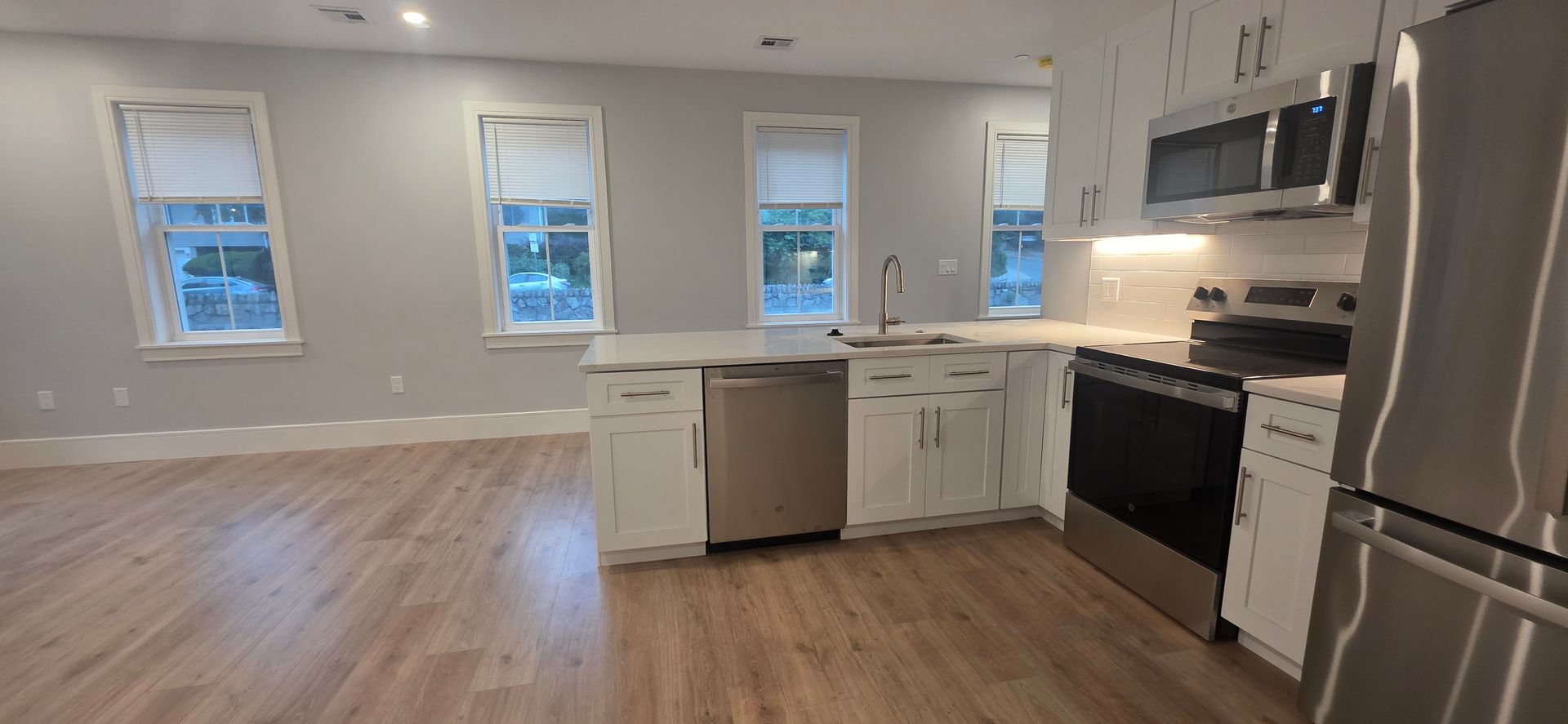 Boston Condo: 124 Kenrick Street