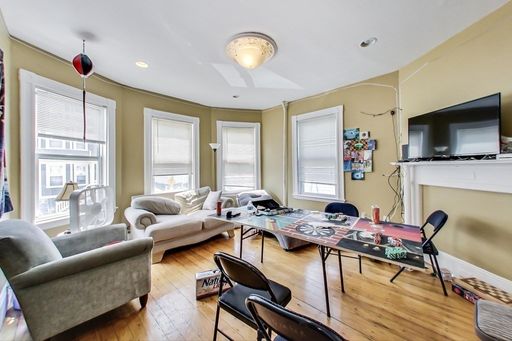 Mission Hill Area. Available September 1. Laundry, Central Heat, Deck, Eat-in Kitchen. – photo 1