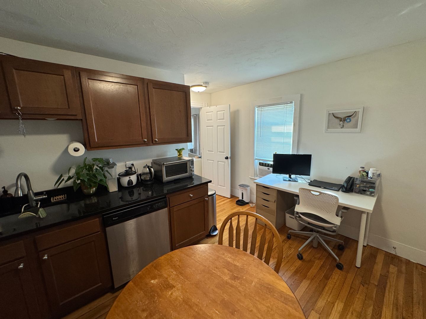 Cambridge Condo: 5 Blake St