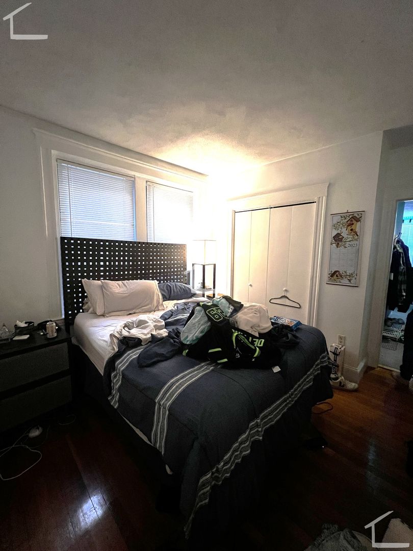 Boston Condo: 431 Park Dr