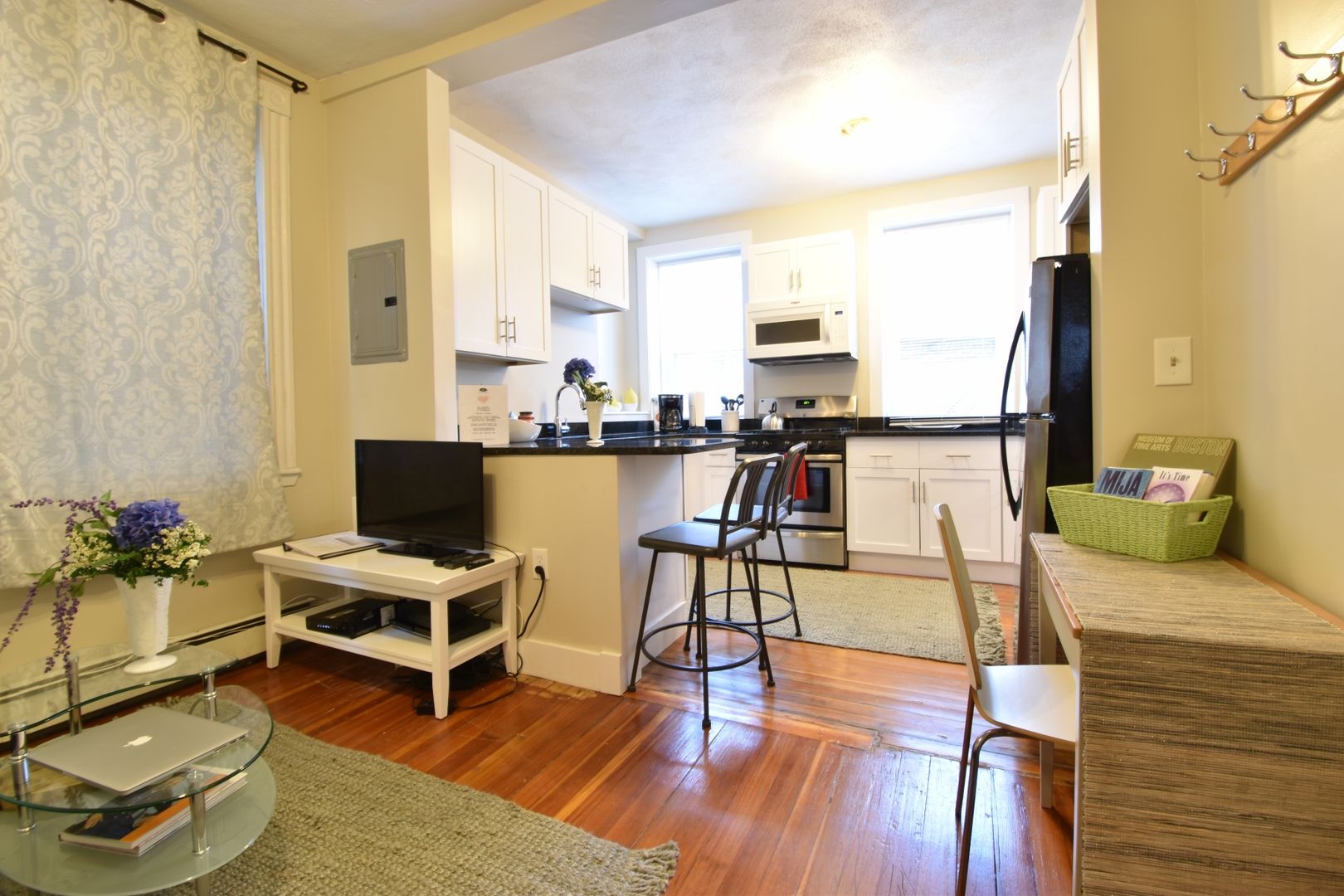 Boston House: 20 Moon St