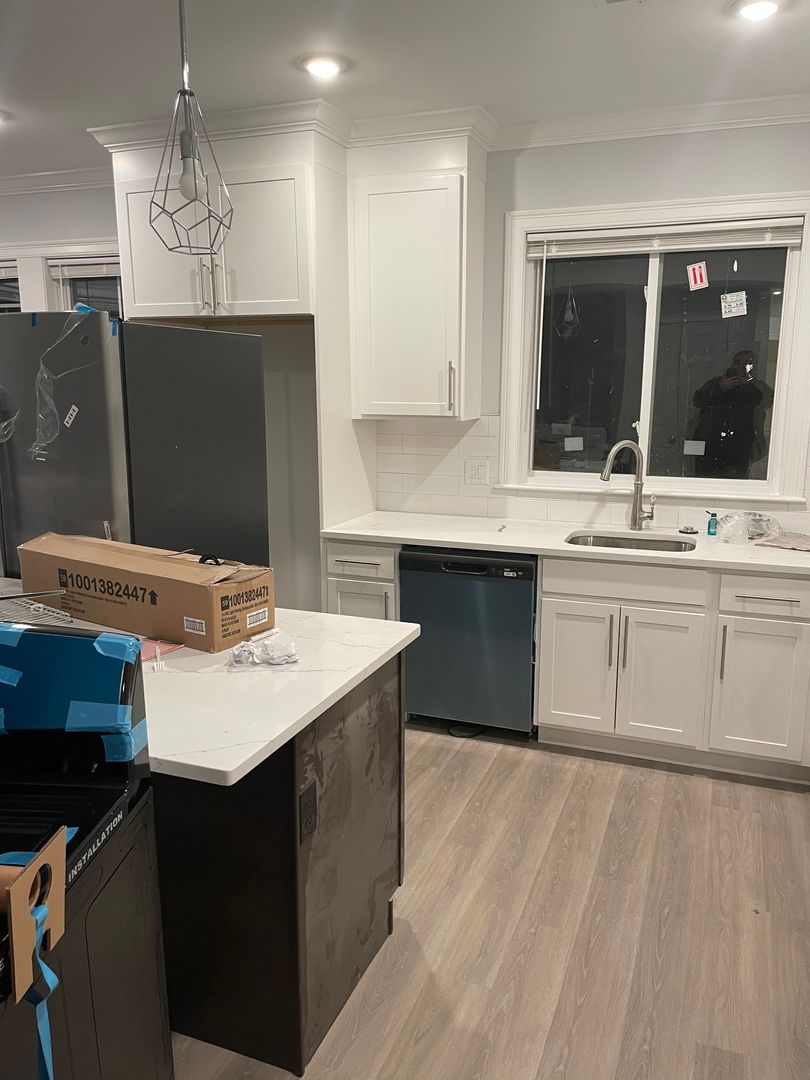 Boston Condo: 104 Brooks St