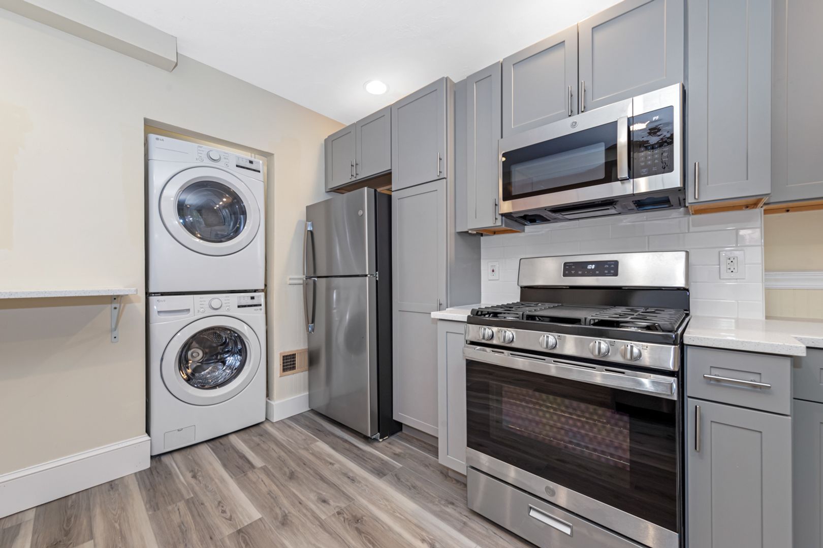 Boston Condo: 46 Brackett St