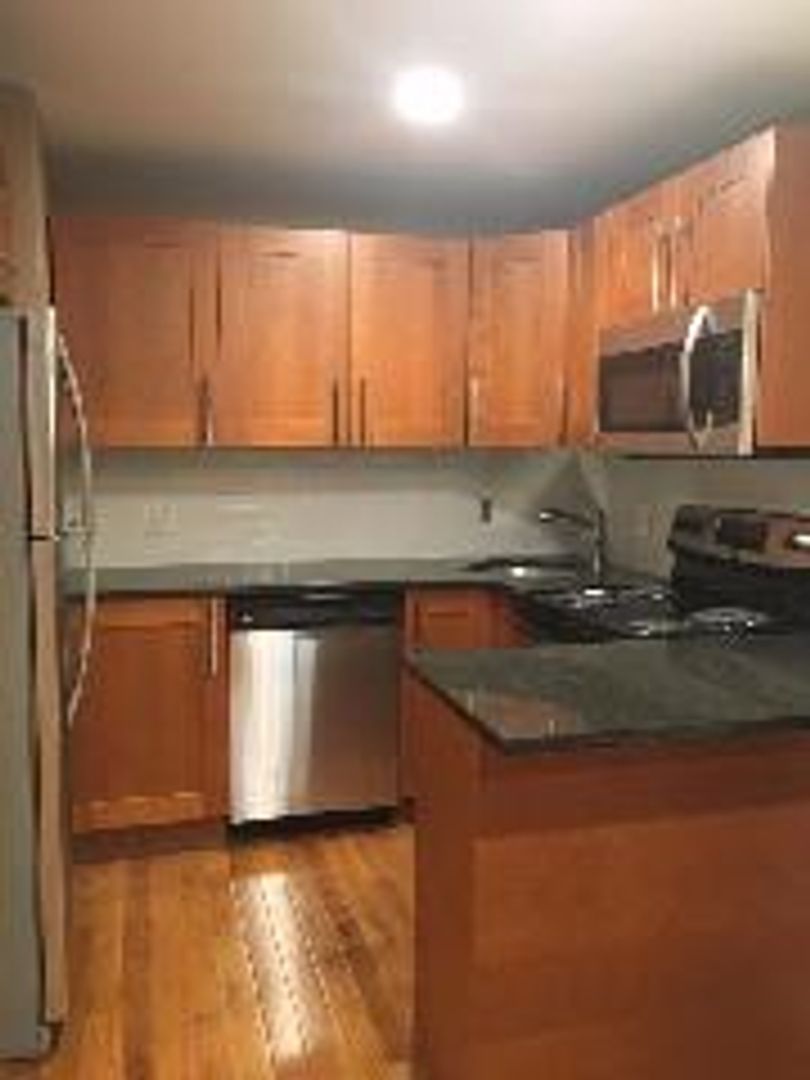 Boston Condo: 12 Bay State Rd