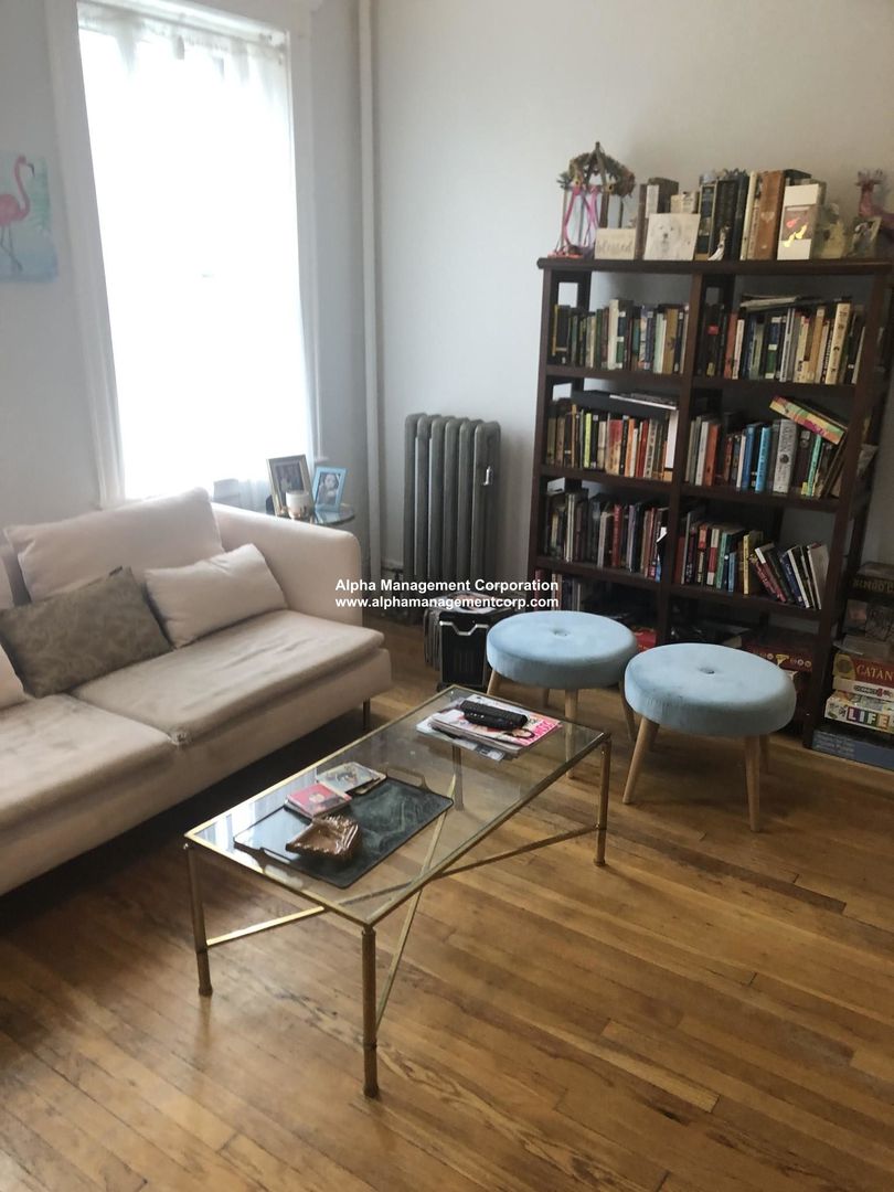 Boston Condo: 10 Lothian Road