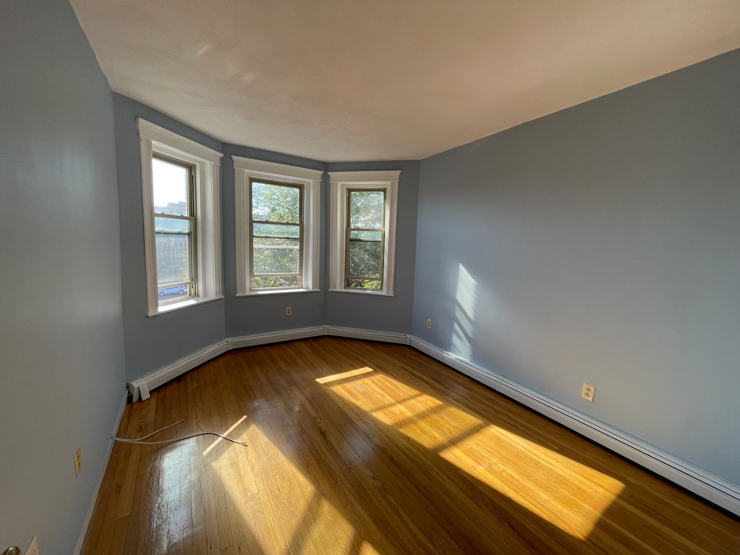 Boston Condo: 1623 Commonwealth Ave