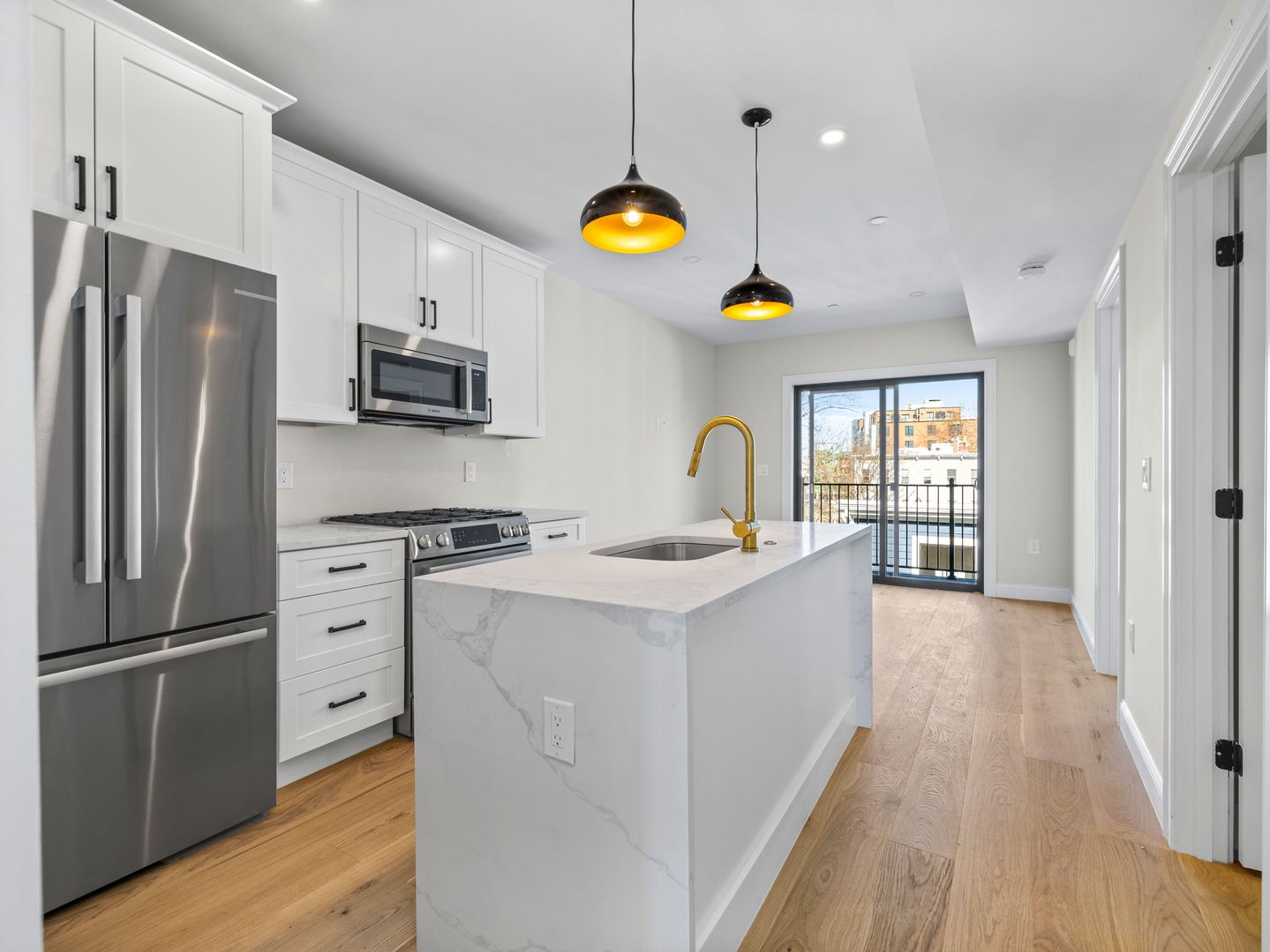 South Boston Condo: 48 Woodard