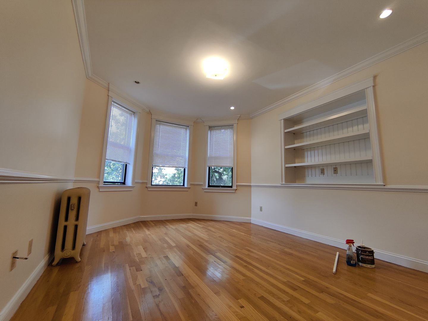 Boston Condo: 1325 Commonwealth Ave