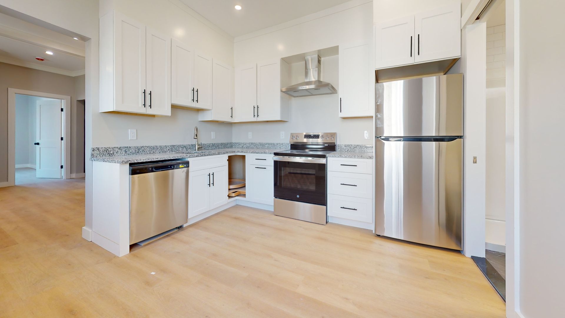 Waltham House: 61 Dartmouth St