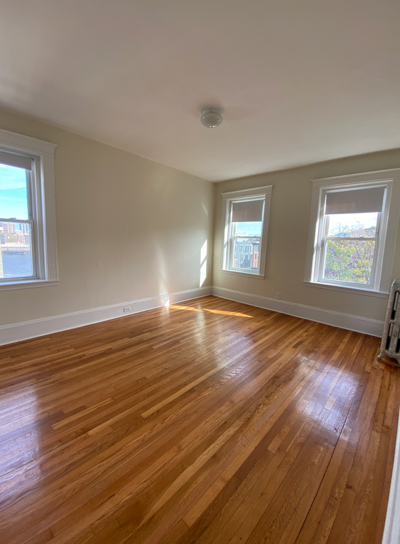 Boston Condo: 1336 Commonwealth Ave
