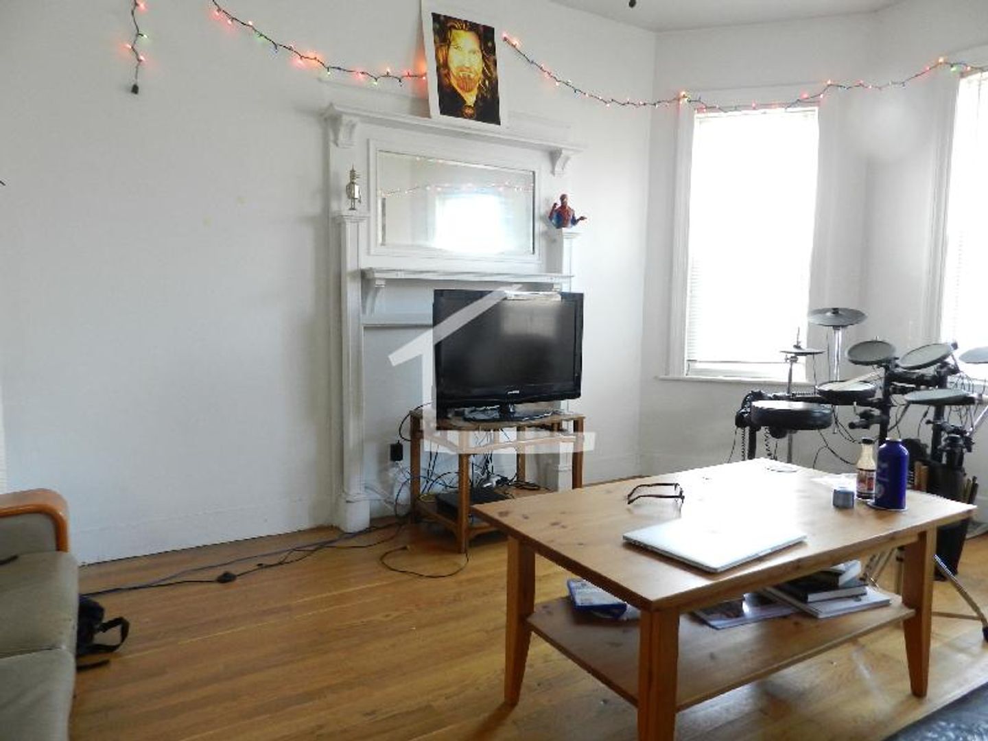 Boston House: 530B Cambridge St