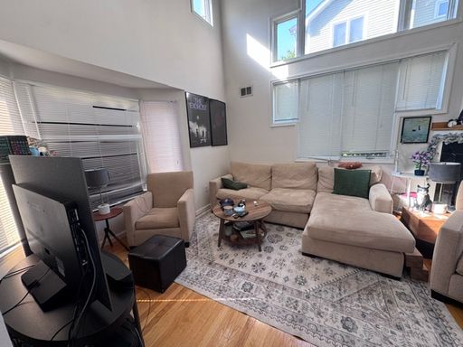 NO FEE!! BIG ALLSTON 3 BED/2.5 BATH TOWNHOUSE WITH CENTRAL AIR ~ parking included – photo 1