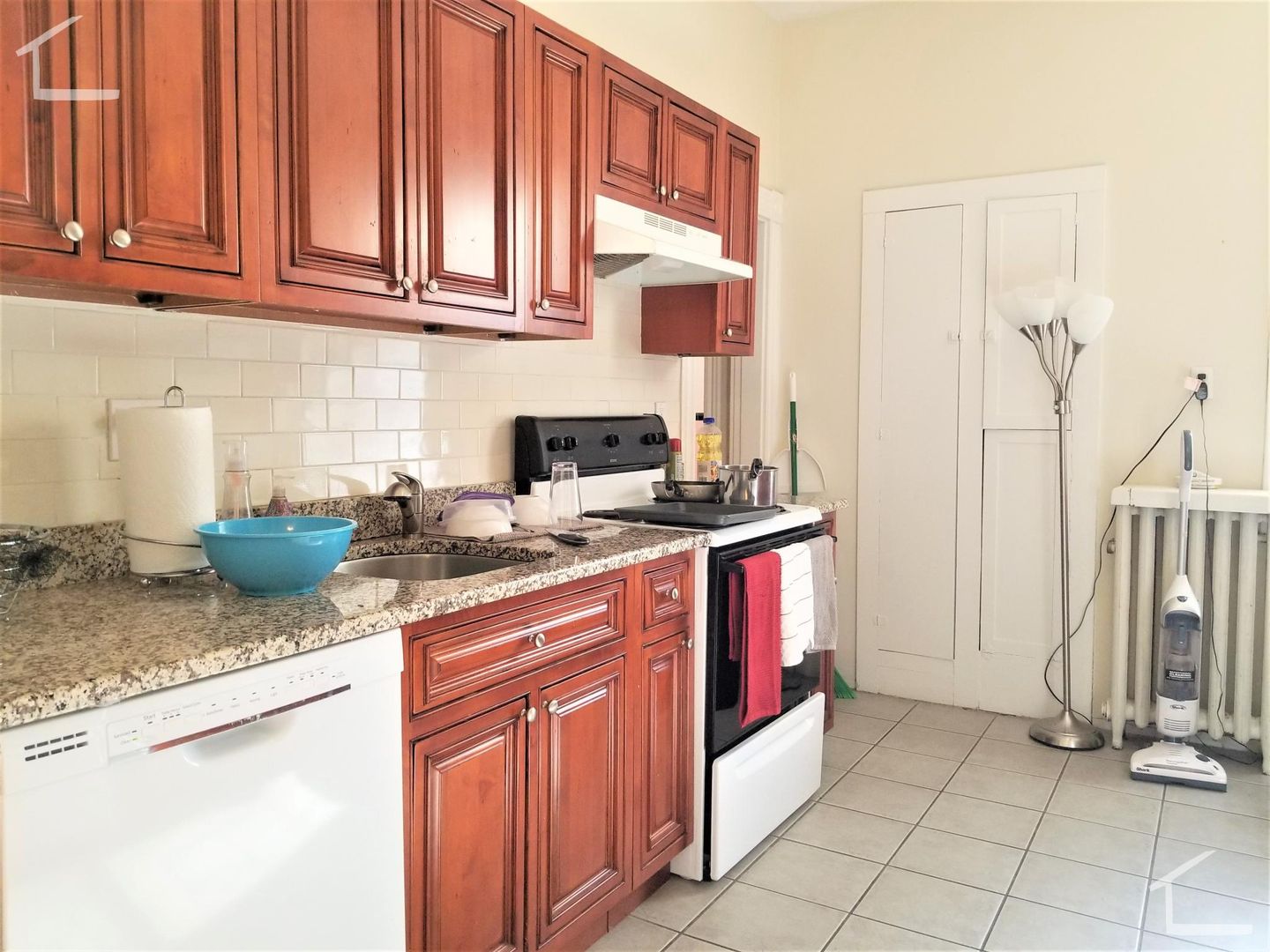 Brookline House: 22 Euston St.