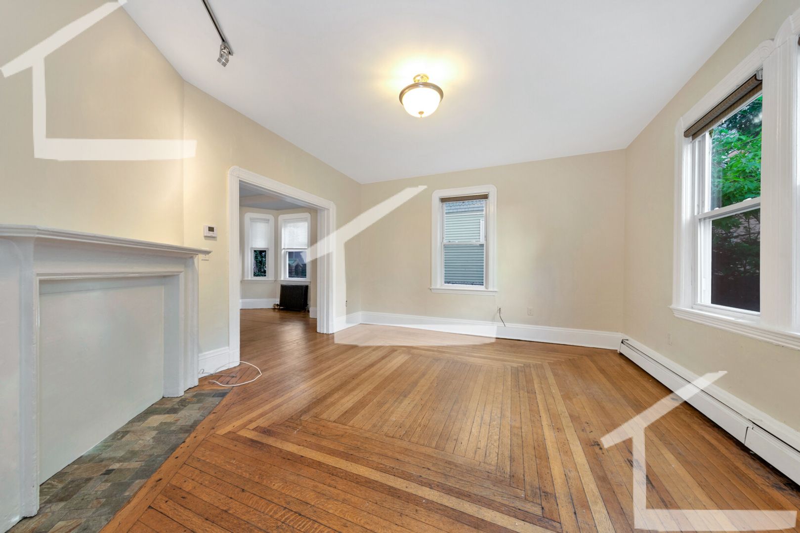 Boston Condo: 2 Murdock Ter.,
