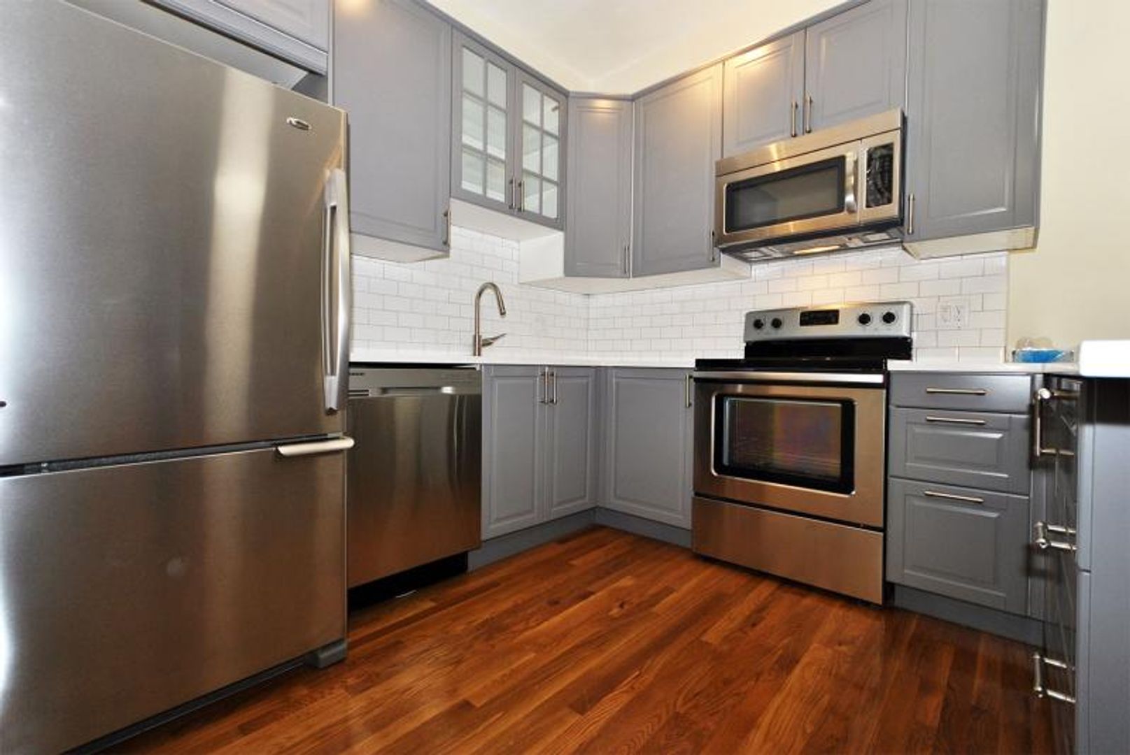 Kenmore Condo: 922 Beacon St