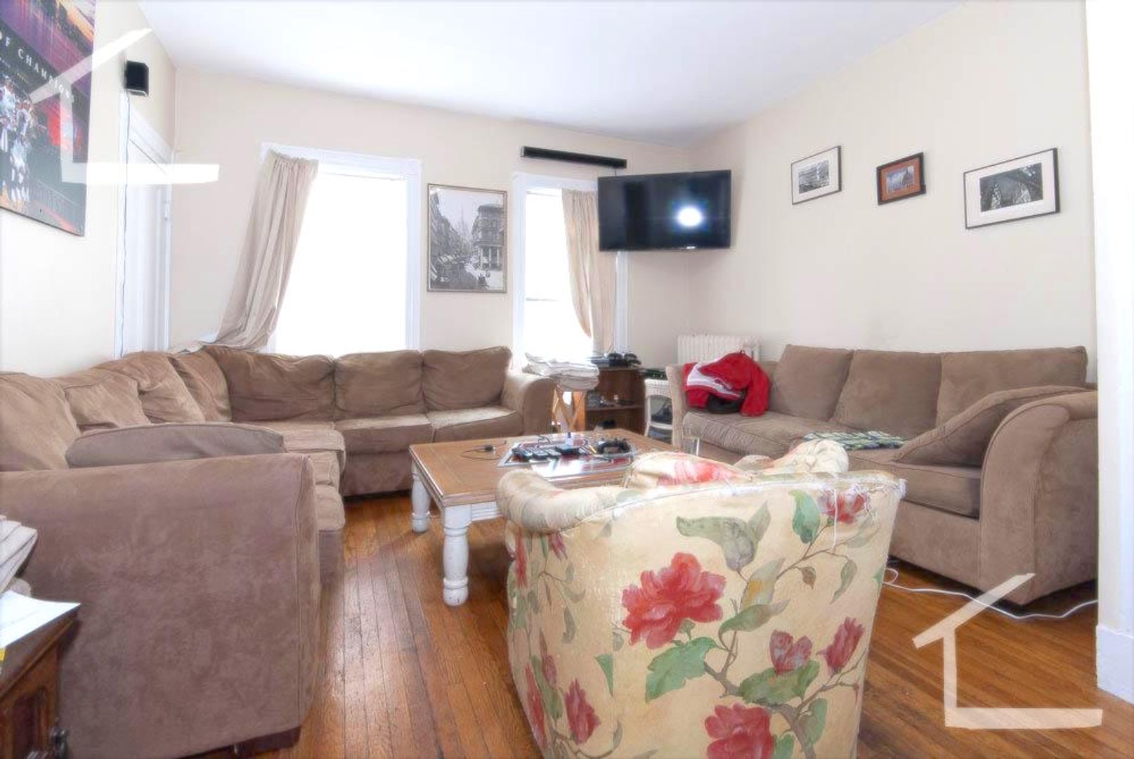 Brighton Condo: 45 Falkland St