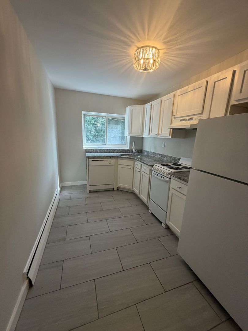 Boston House: 63 Selkirk Rd