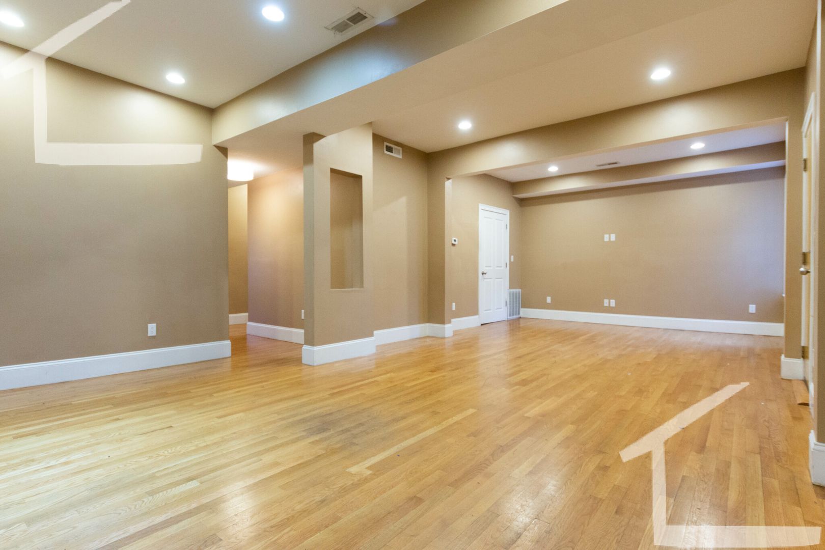 Brookline Condo: 1590 Beacon St