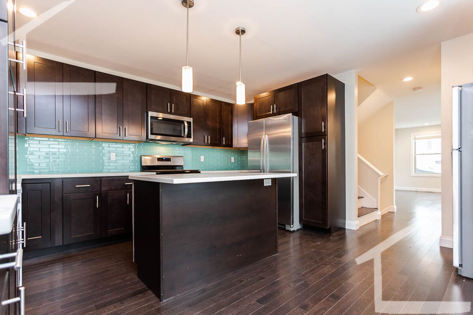 Medford Townhome: 474 Fulton St