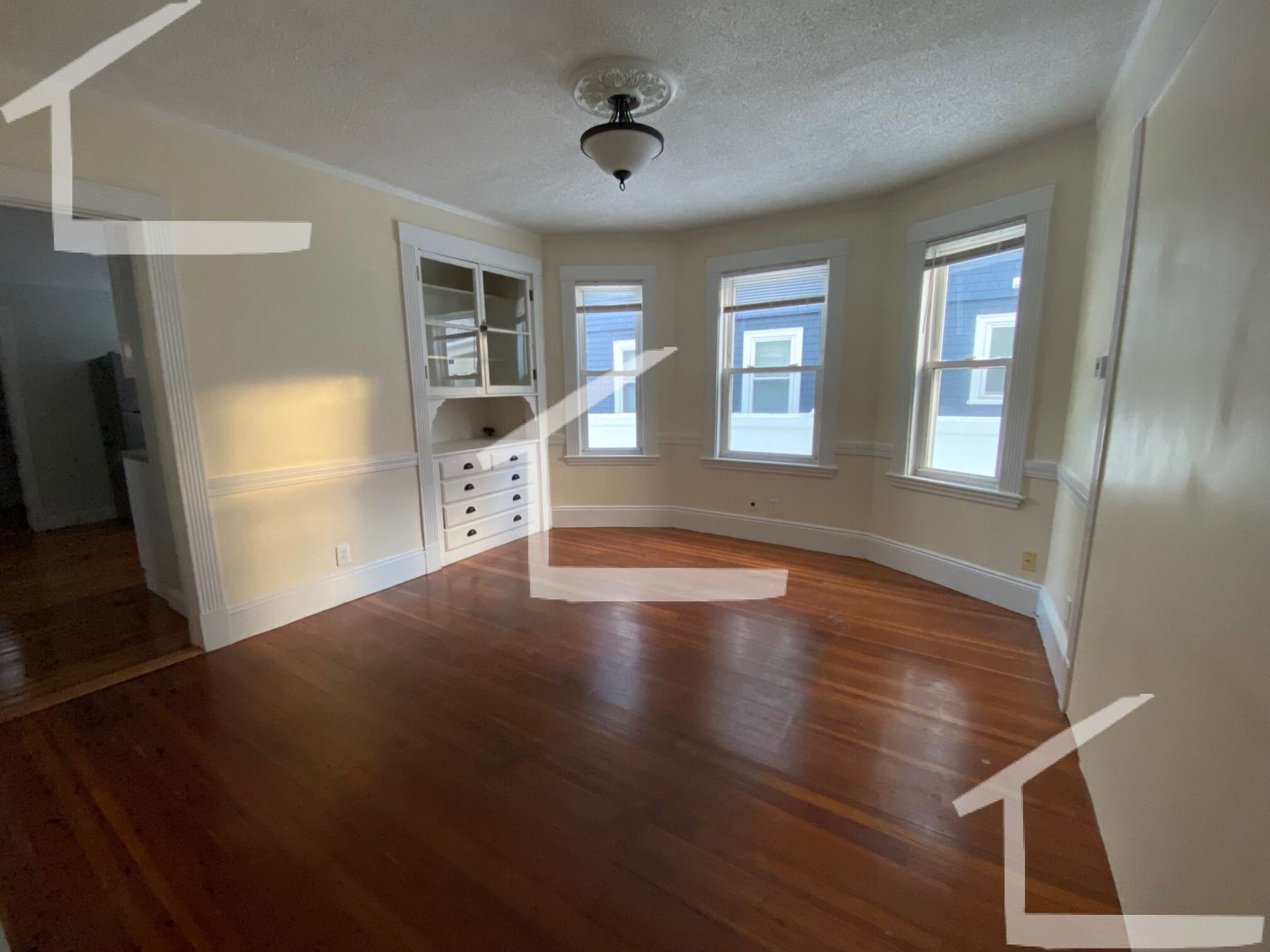 Boston Condo: 46 Montfern Ave