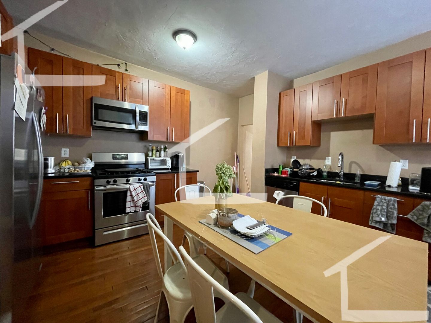 Boston Condo: 10 Glenville Ave