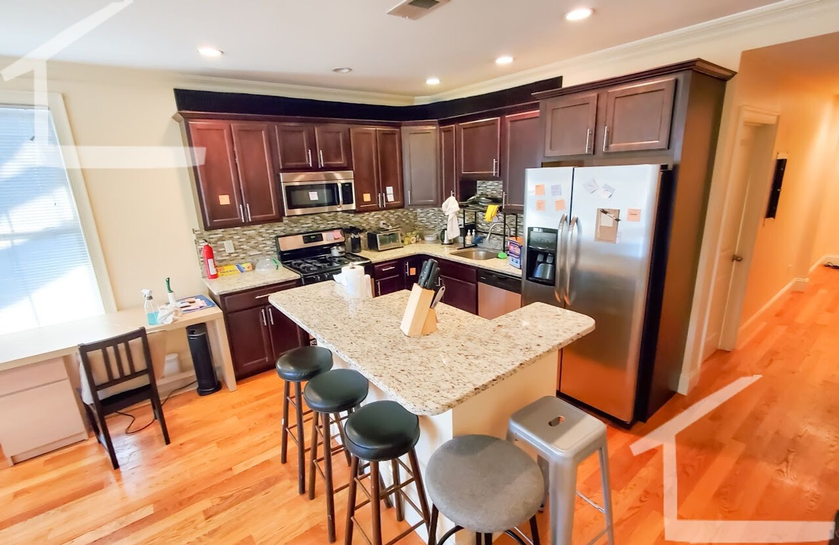 Boston Townhome: 13 Sparhawk St