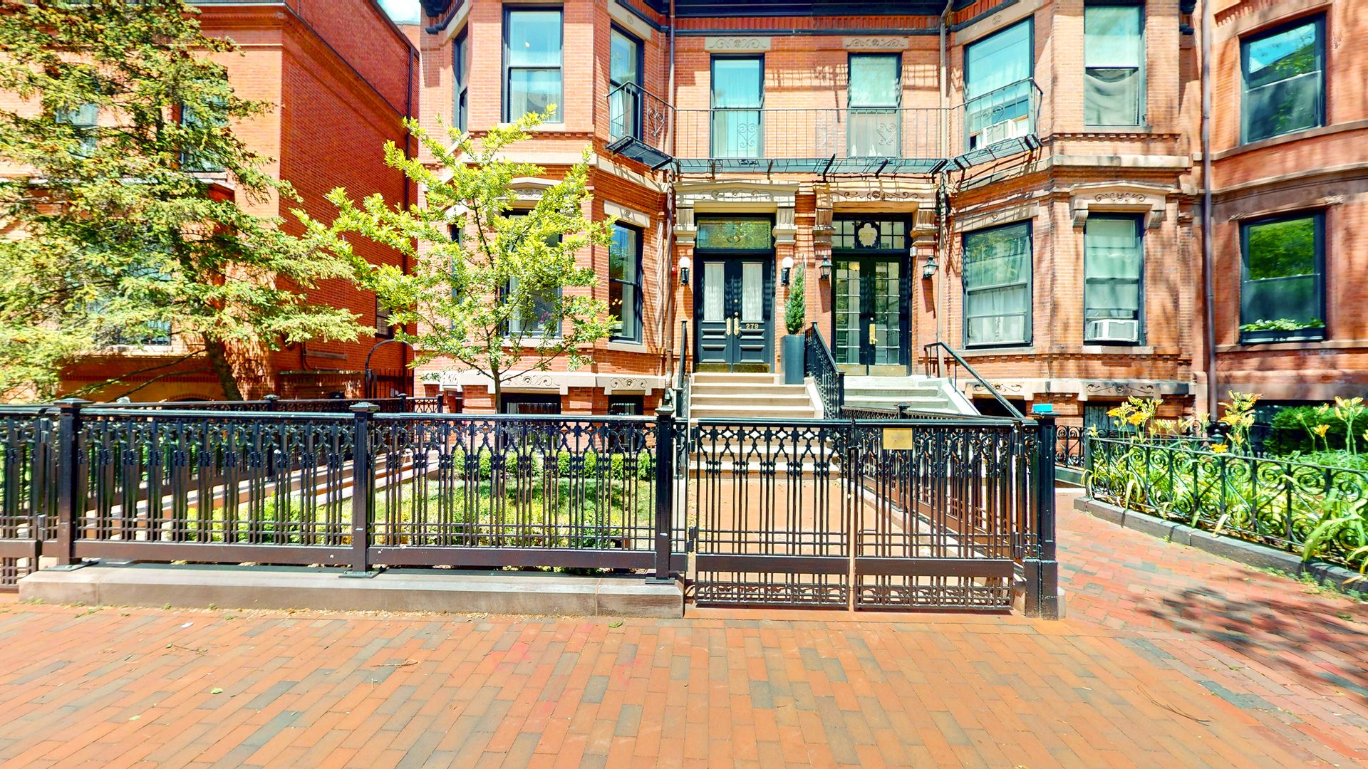 Back Bay Condo: 277 Marlborough St