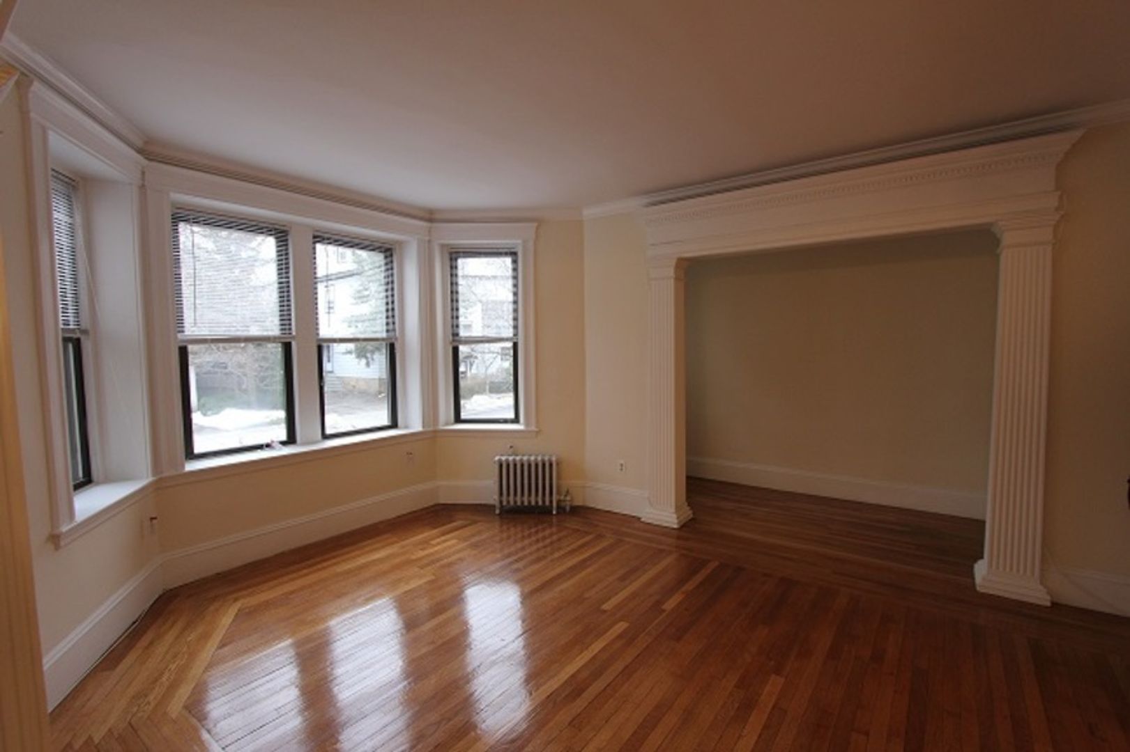 Brookline Condo: 285 Saint Paul Street
