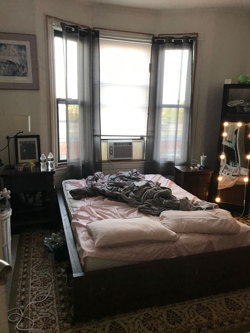 Boston Condo: 5 Linden Street