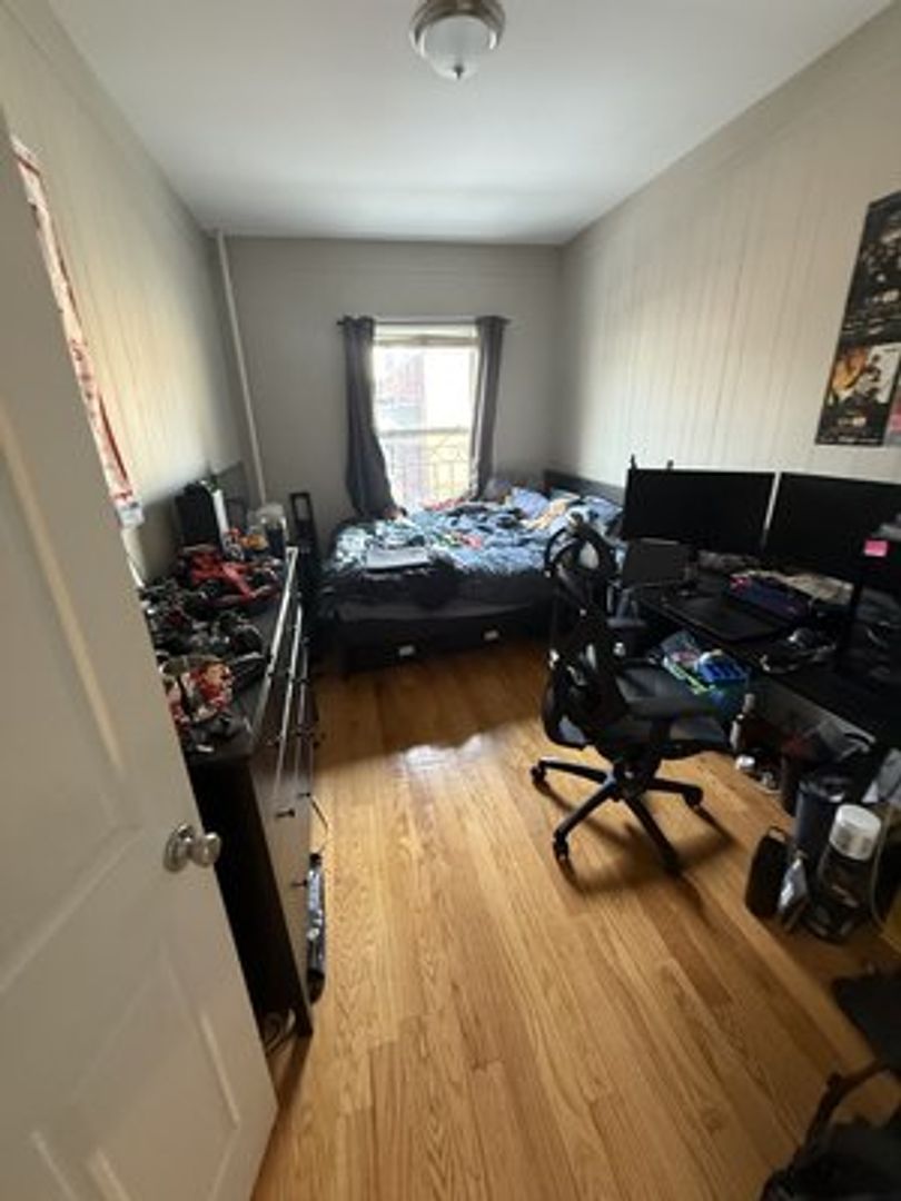 Boston Condo: 15 Aberdeen St.