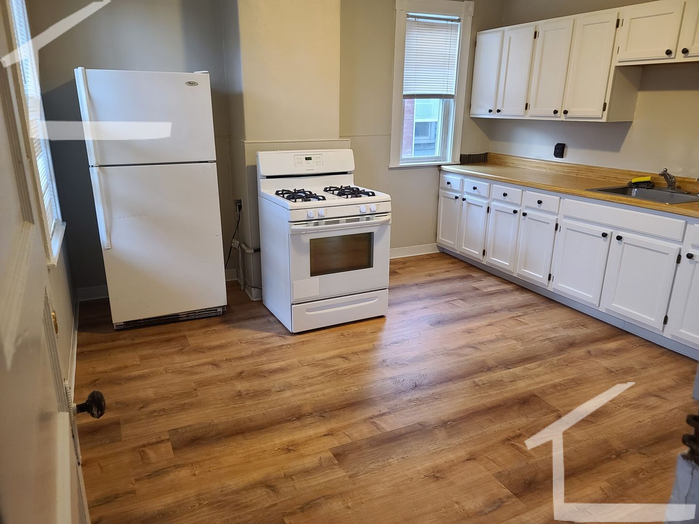 Boston Condo: 348 Faneuil St