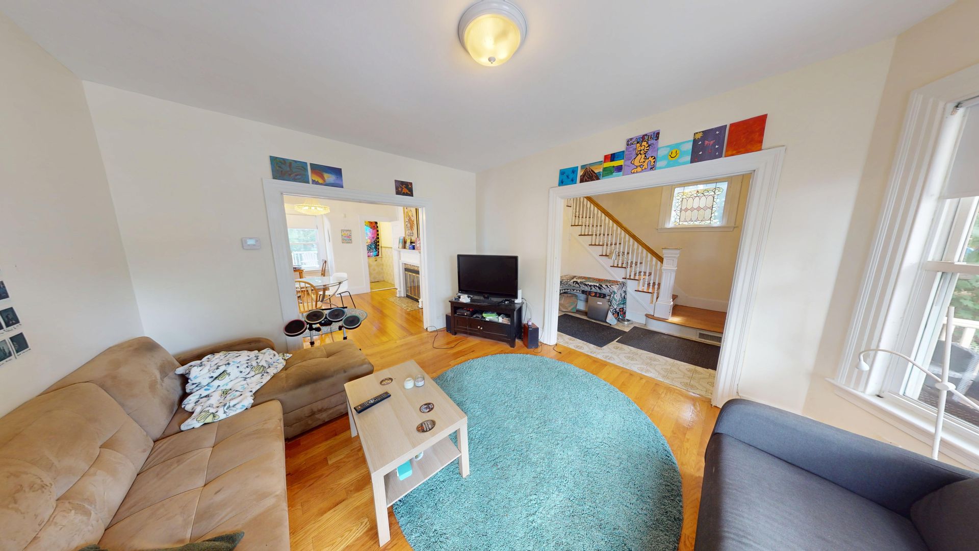 Brighton House: 7 Woodstock Ave