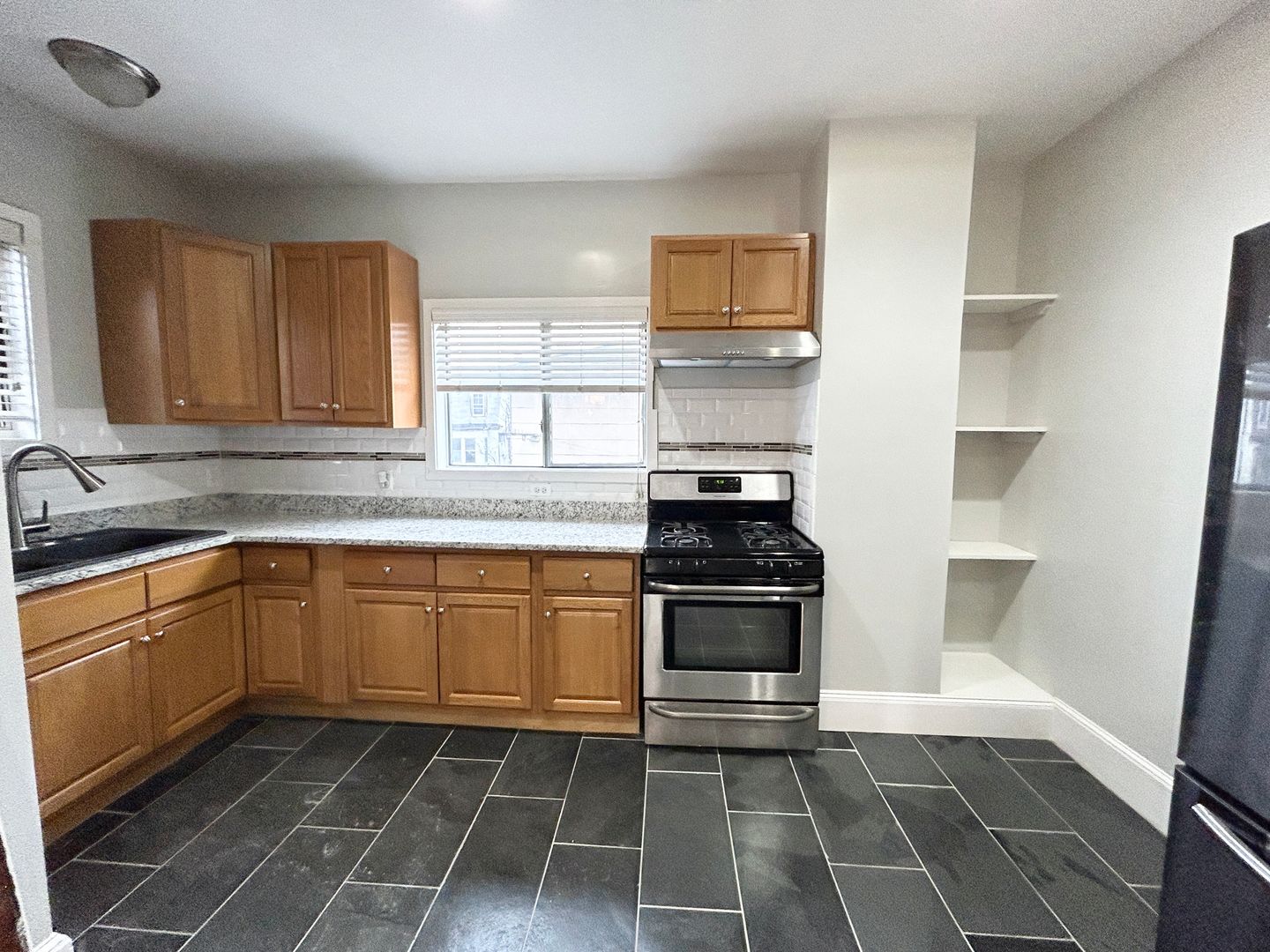 Boston House: 14 Batchelder St