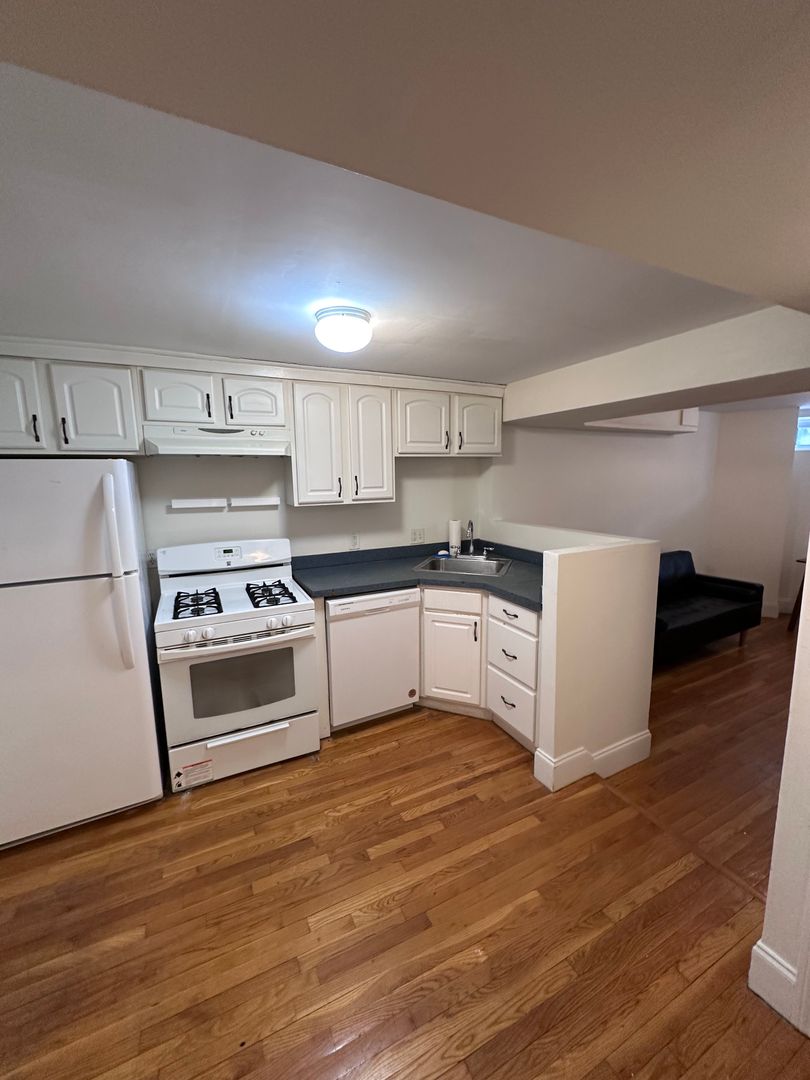 Boston Condo: 32 Edgerly Road