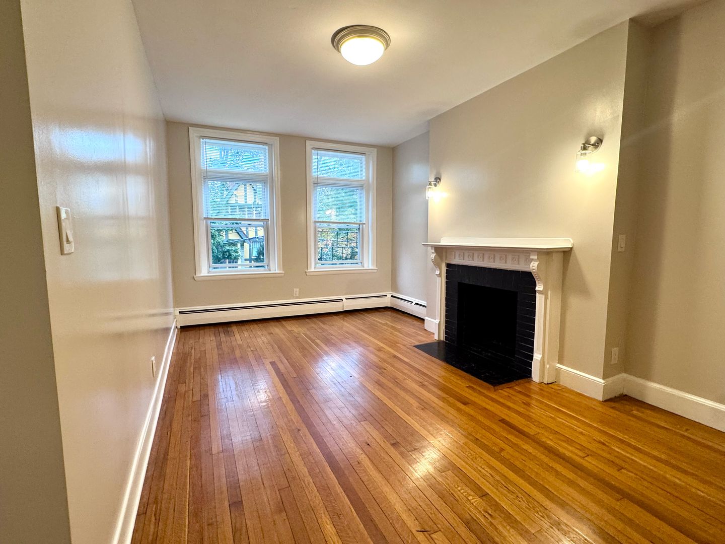 Brookline Condo: 181 Winthrop Rd