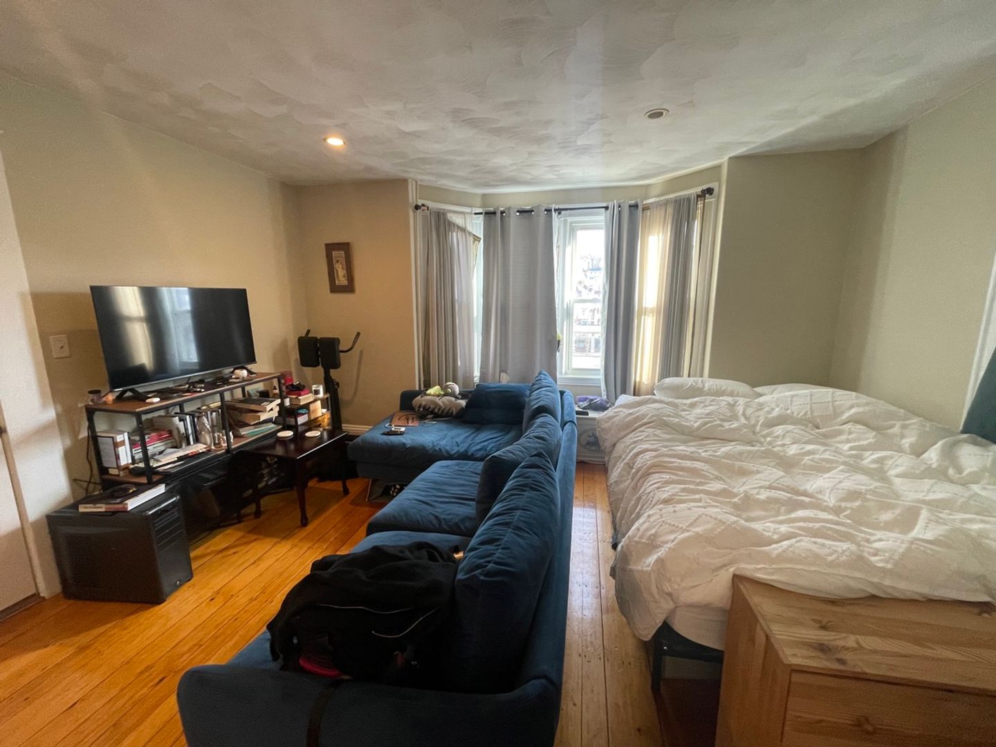 Boston Condo: 393 Faneuil St