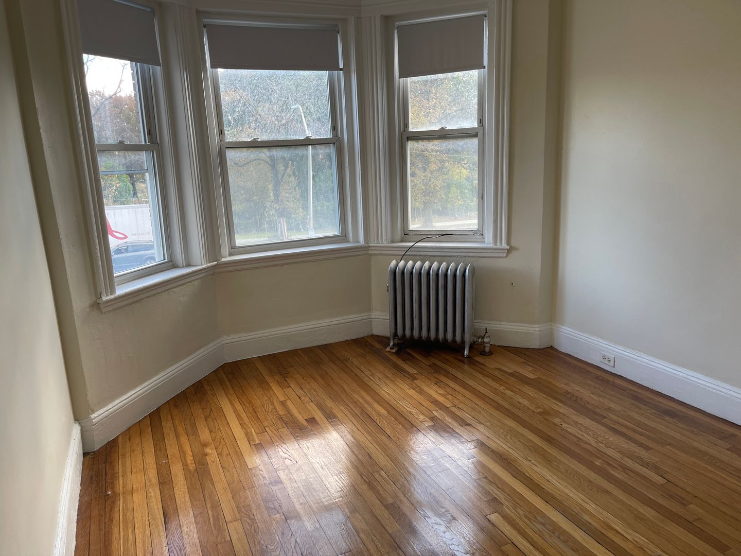 Brookline Condo: 1175 Boylston st
