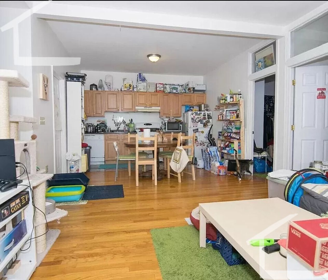 Boston (Brighton) House: 33 Cummings Rd