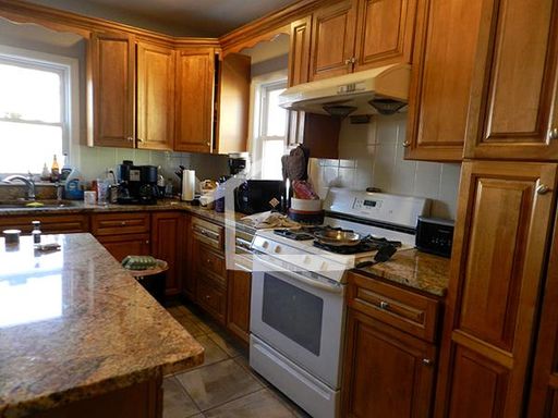 Large Apartment in Allston, Students Welcome! Pets Friendly. Laundry on a Site, Parking for Rent – photo 1
