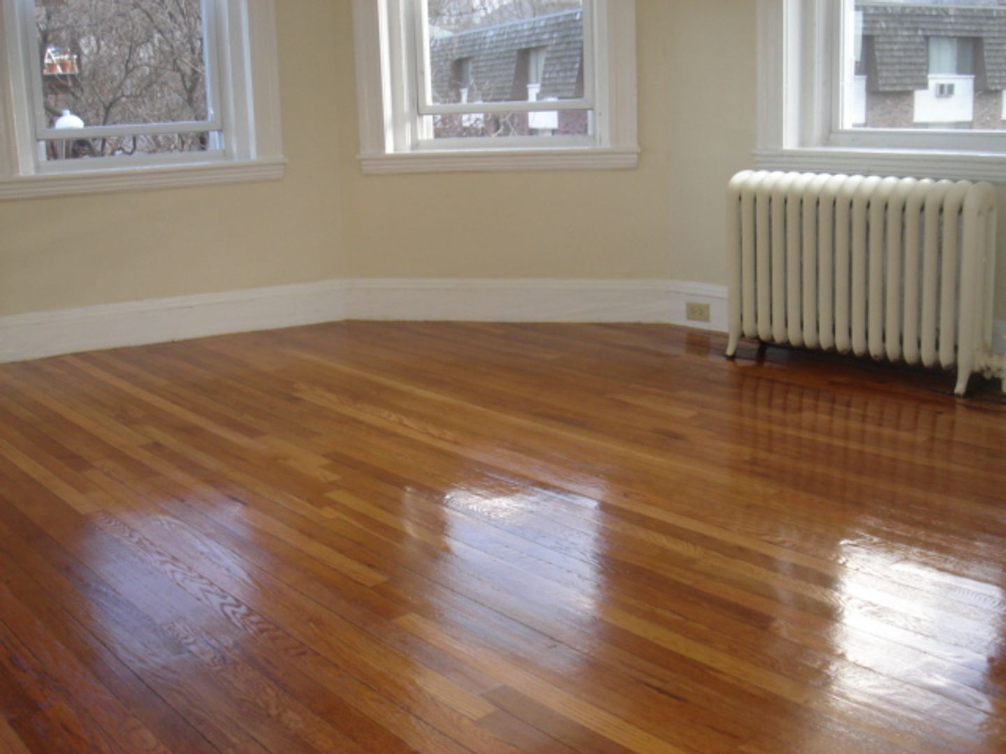 Boston House: 69 Woodstock Ave