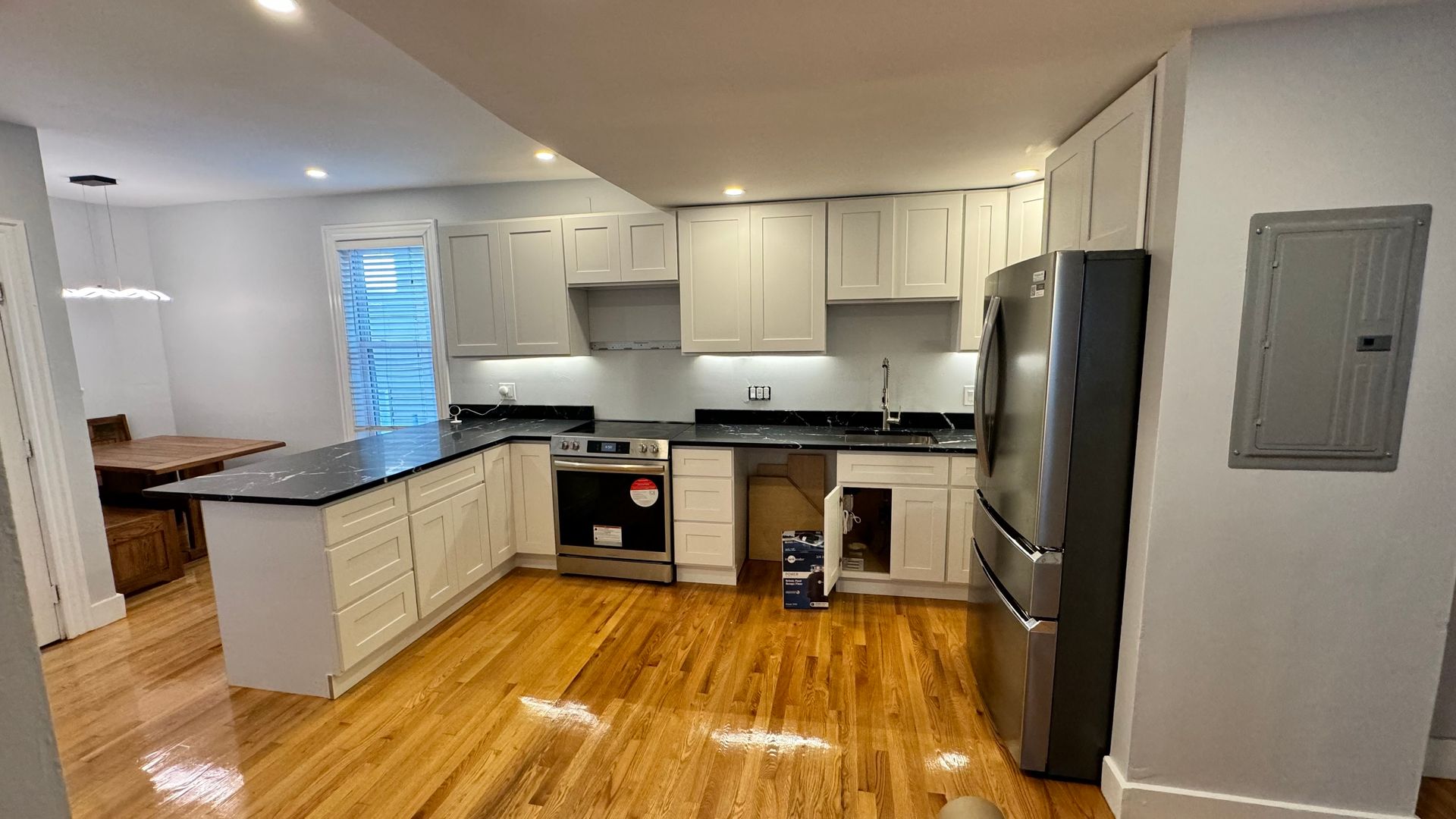 Boston House: 24 Farrington Ave
