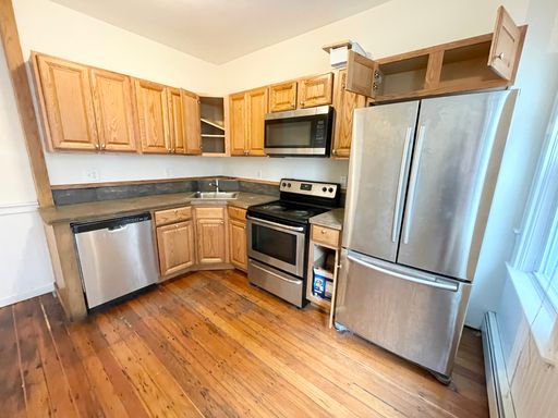 Mission Hill 3 Bed – Great Value – No Fee – 9/1