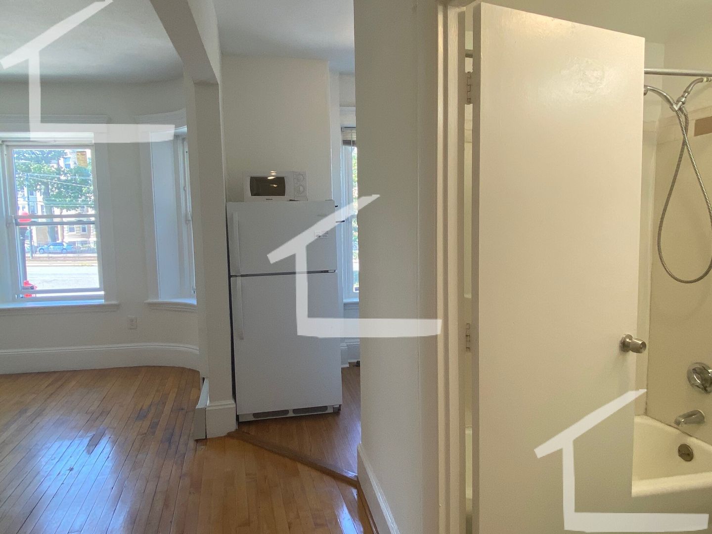 Boston Condo: 61 Brighton Ave.